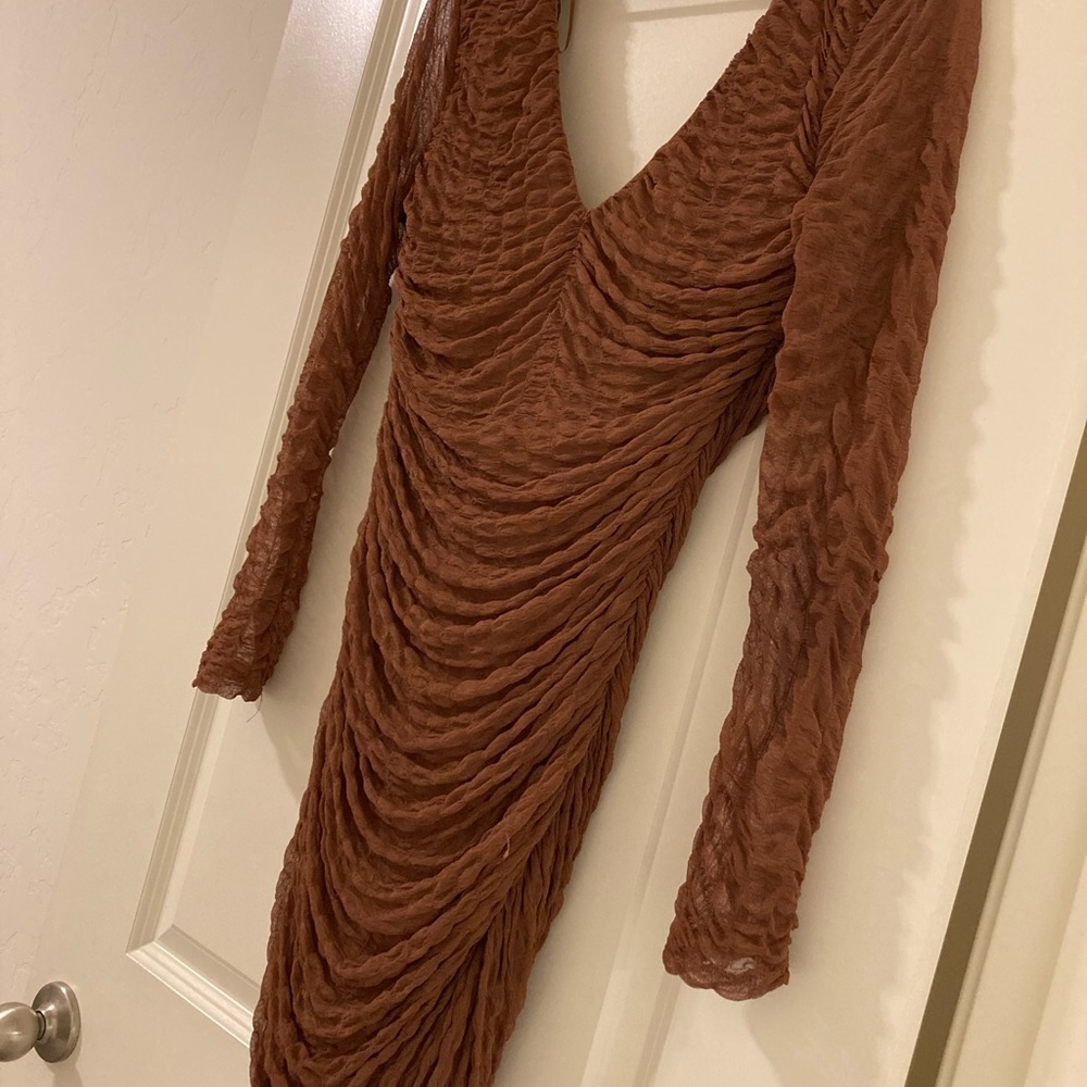 Brown dress